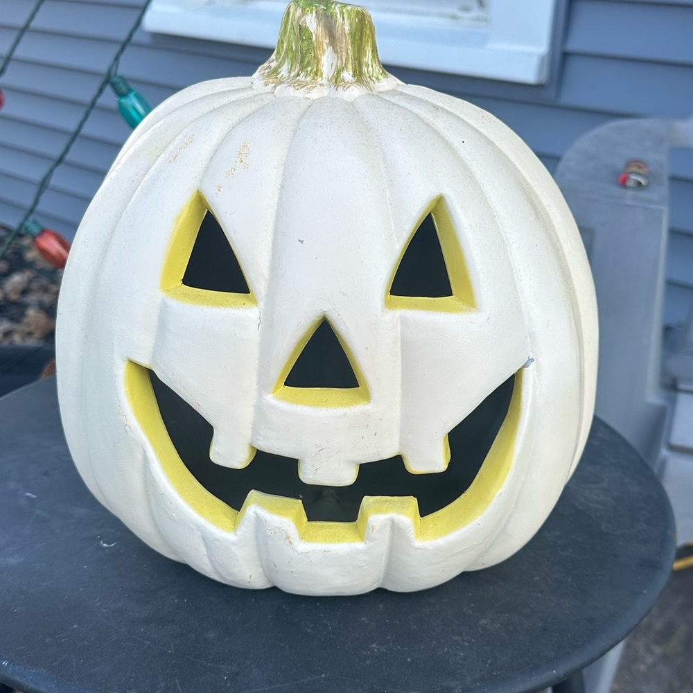 11 inch plastic blow mold Ceramic White Jack-O'-Lantern Pumpkin Lantern